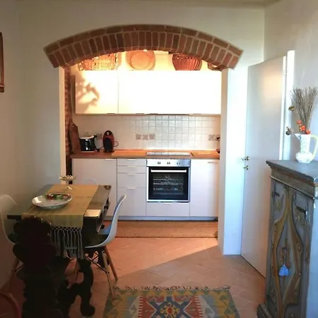 Alle Mura Casa Torre 2 Notti Min Montepulciano Stazione
