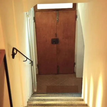 Alle Mura Casa Torre 2 Notti Min *